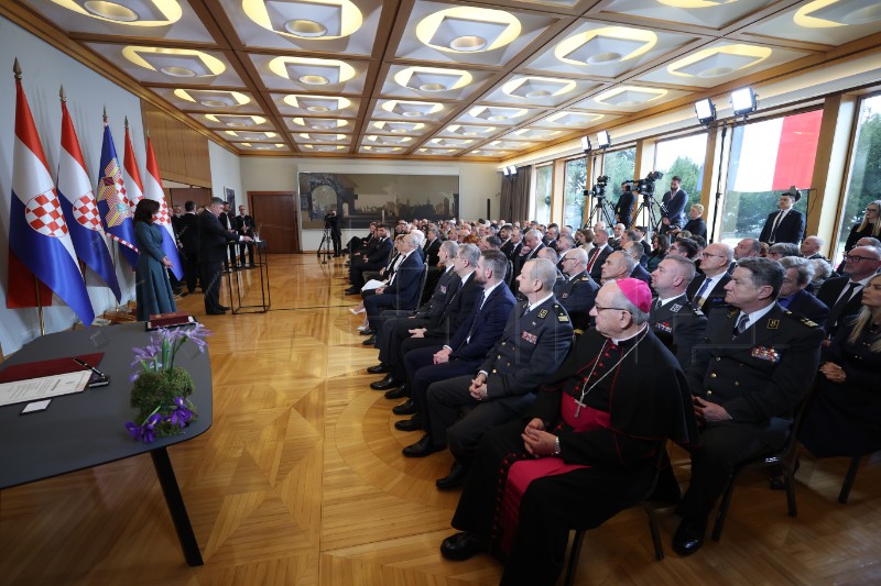 TRENUTNI SERVIS - Inauguracija predsjednika RH Zorana Milanovića