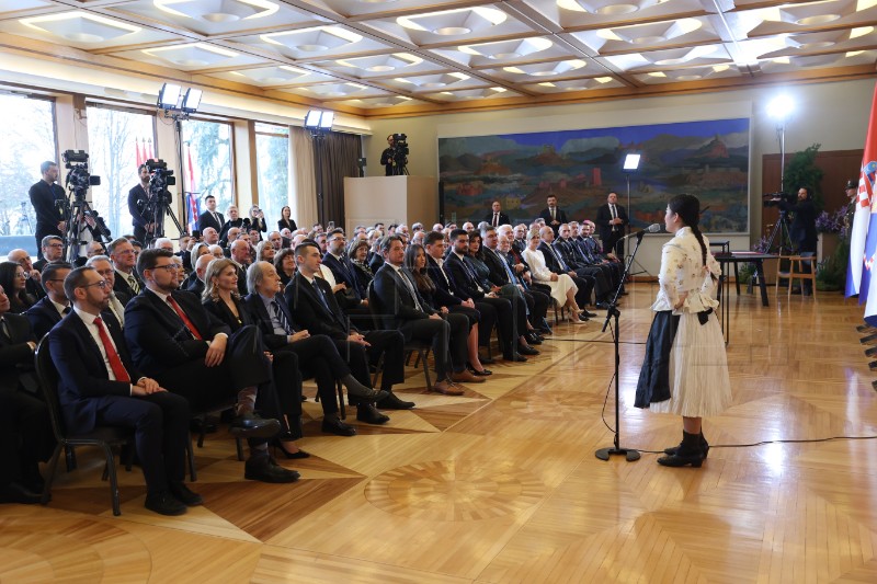 TRENUTNI SERVIS - Inauguracija predsjednika RH Zorana Milanovića