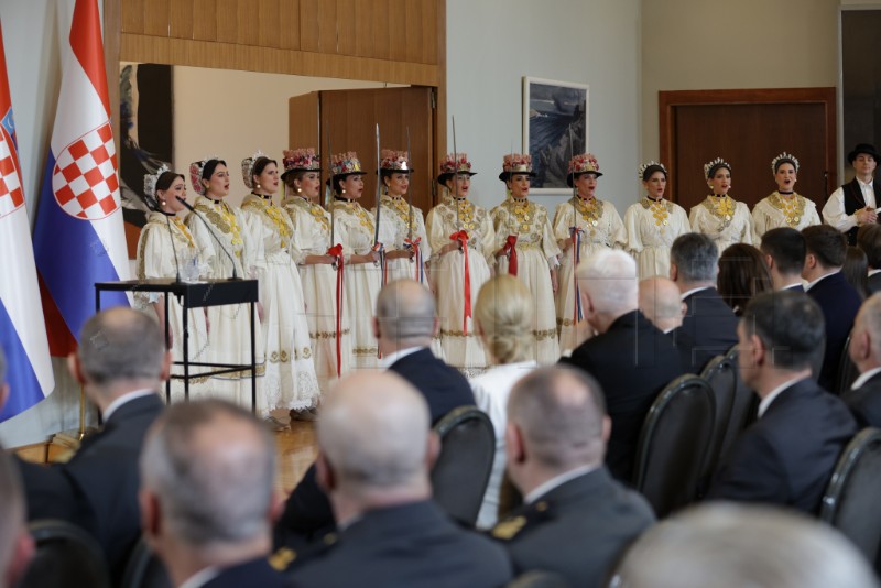 TRENUTNI SERVIS - Inauguracija predsjednika RH Zorana Milanovića