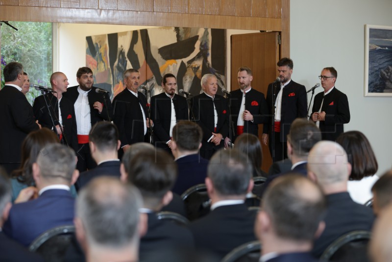 TRENUTNI SERVIS - Inauguracija predsjednika RH Zorana Milanovića