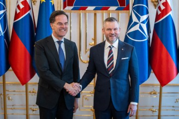 SLOVAKIA NATO DEFENSE