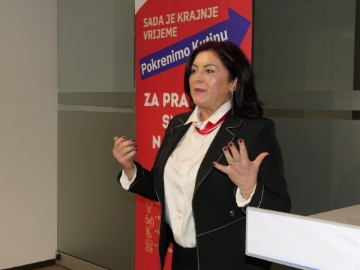 SDP: Gradonačelnik Kutine treba odstupiti dok mu se sudi za podmićivanje