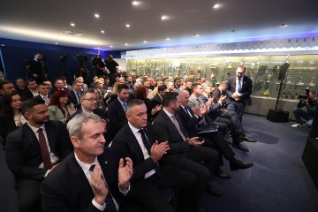 Predstavljanje sporazuma o uklanjanju postojećeg i izgradnji novog stadiona Maksimir