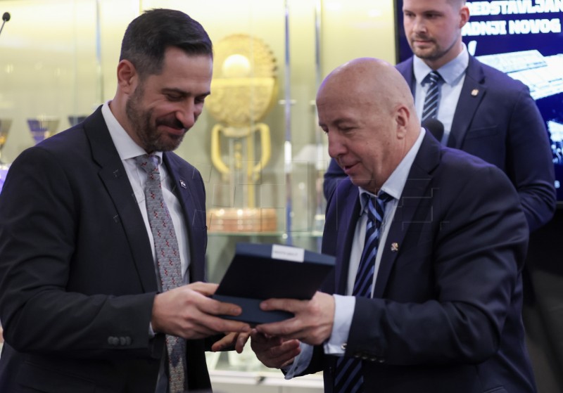 Predstavljanje sporazuma o uklanjanju postojećeg i izgradnji novog stadiona Maksimir