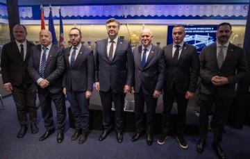 Predstavljanje sporazuma o uklanjanju postojećeg i izgradnji novog stadiona Maksimir