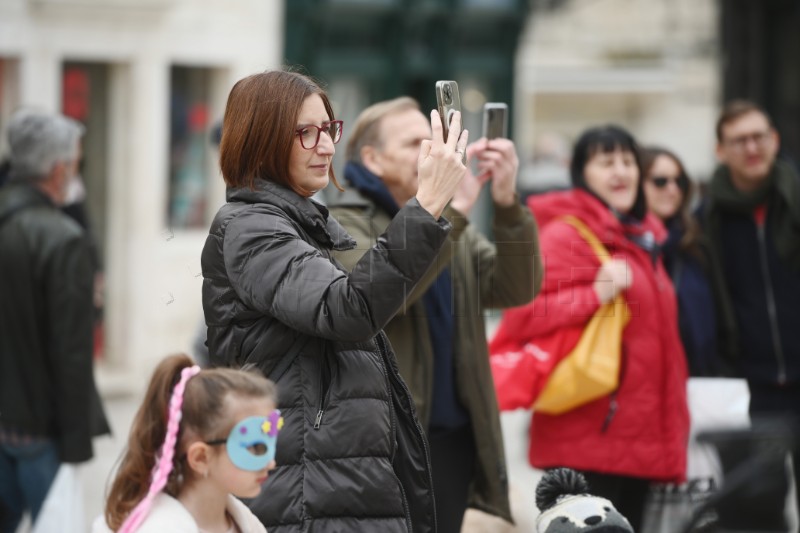 Split: Službeno proglašena vladavina maškara u Splitu