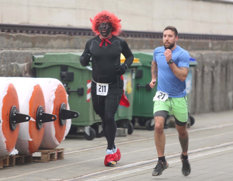 Rijeka: Torpedo Carnival Run na Molo Longu