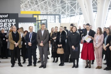 Izložbom otvorena Muzejska zona u putničkom terminalu Zračne luke Franjo Tuđman