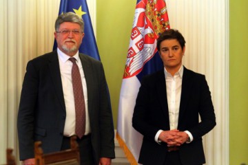  Brnabić ocijenila sastanak s Piculom kao "dobar i otvoren"