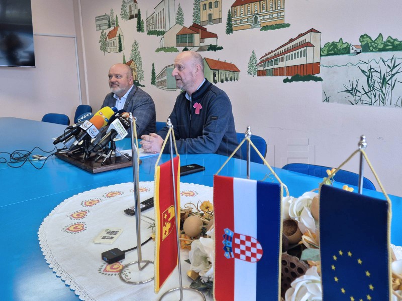 Konferencija o sanaciji i odvozu otpada koji se dovozi u Poznanovec kraj Bedekovčine