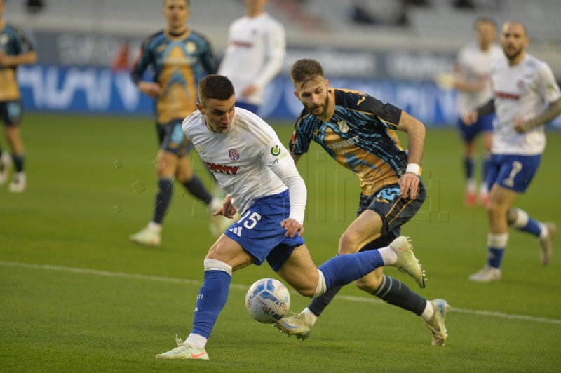 Utakmica četvrtfinala Super Sport Hrvatskog nogometnog kupa : Hajduk-Rijeka