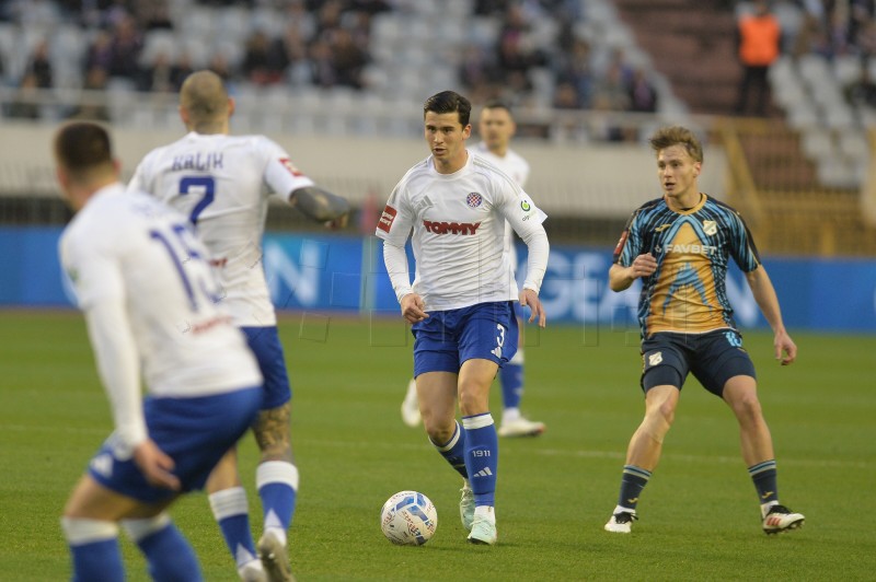 Utakmica četvrtfinala Super Sport Hrvatskog nogometnog kupa : Hajduk-Rijeka