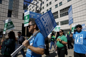 USA UC WORKERS STRIKE