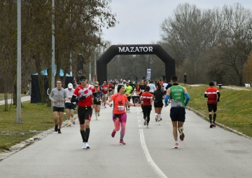 Slavonski Brod: Ultramaratonska utrka "Polojska ultra" na 50 i 100 kilometara