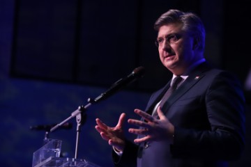 Plenković nazočio obilježavanju 35. godišnjice osnutka HDZ-a Splita