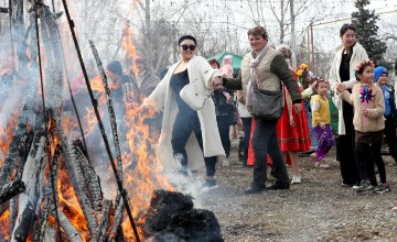 KYRGYZSTAN TRADITION MASLENITSA