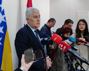 Čović: Poremećaj odnosa SAD-a i EU-a poticaj za političare u BiH na dogovor