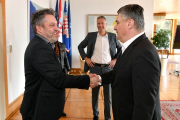 Predsjednik Milanović razgovarao s organizatorima "Cro Biz Delegacije"