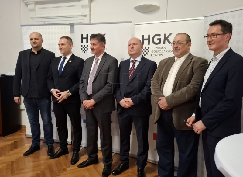 Konferencija za novinare o proljetnoj sjetvi u HGK - Županijskoj komori Osijek