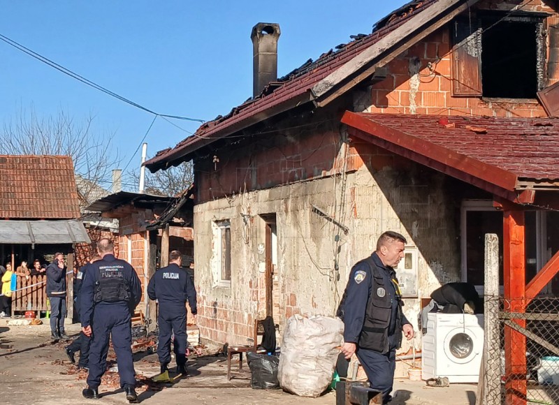 Troje djece poginulo u požaru u romskom naselju u Kuršancu