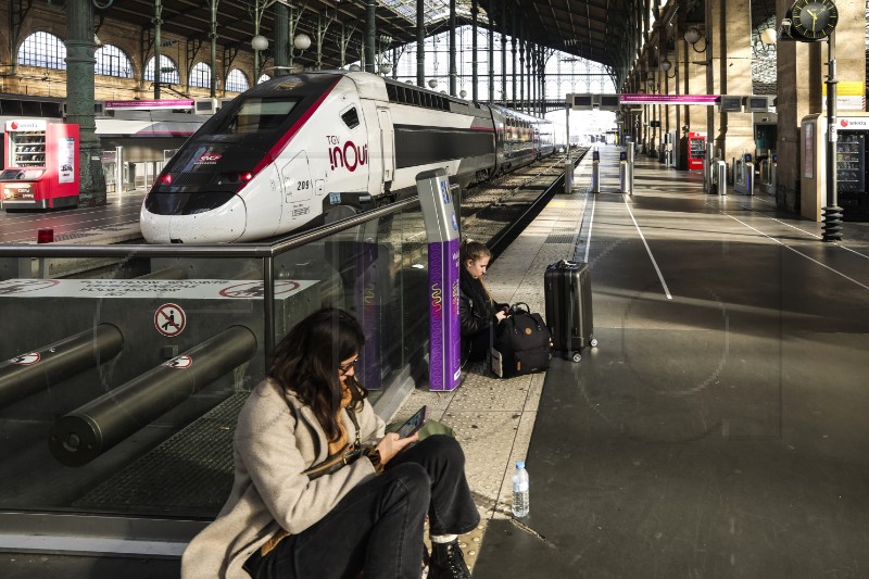 FRANCE TRANSPORT BOMB