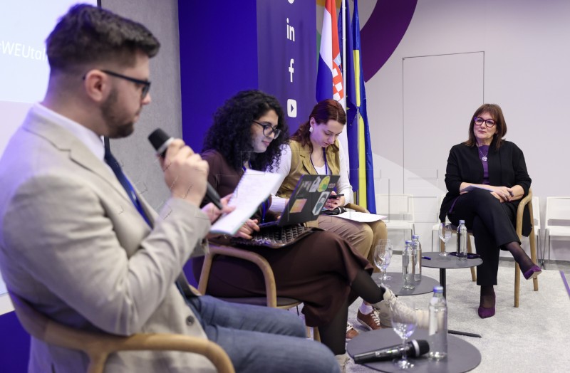 Šuica održala svoj prvi dijalog o politikama za mlade