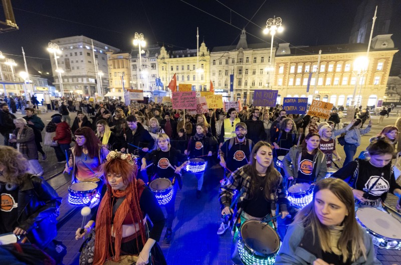 Deveti Noćni marš u Zagrebu