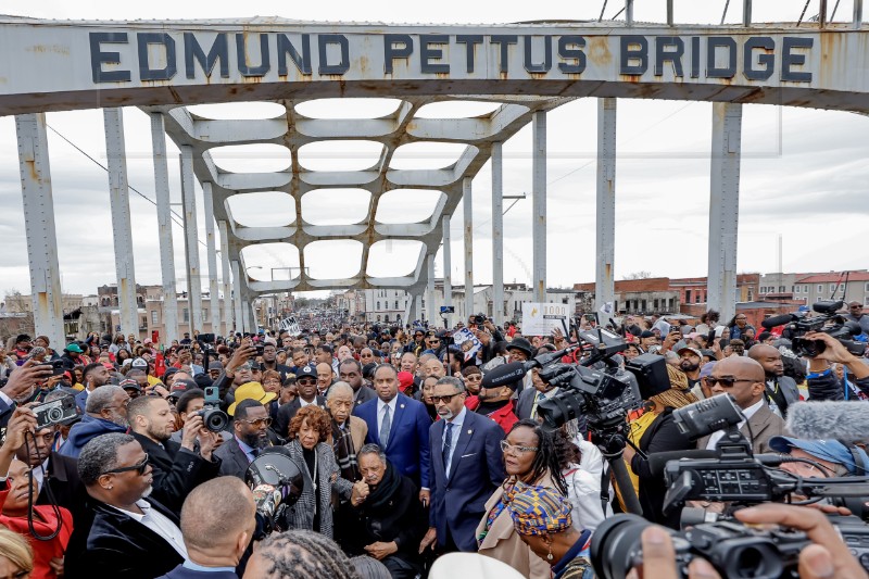 USA SELMA BRIDGE CROSSING