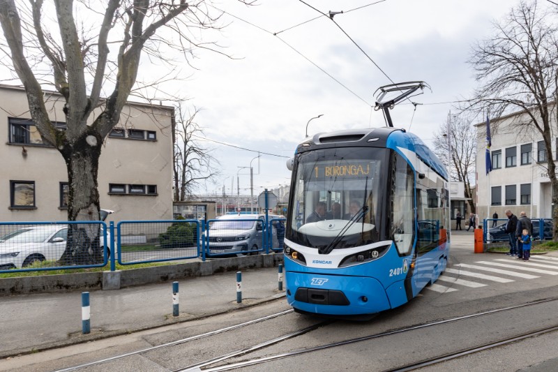 ZET: Pušten u promet novi nikopodni tramvaj