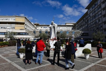 ITALY POPE FRANCIS HOSPITALIZED