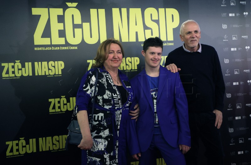 Svečana premijera drame "Zečji nasip"