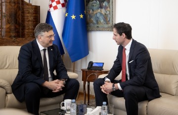 Plenković primio povjerenika Hoekstru