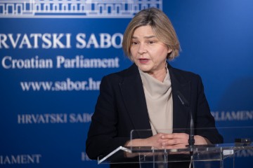 Sandra Benčić nakon glasanja u Saboru