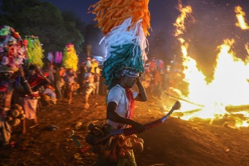 INDIA HOLI FESTIVAL