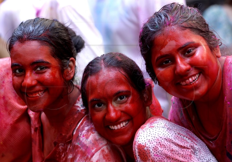 INDIA HOLI FESTIVAL