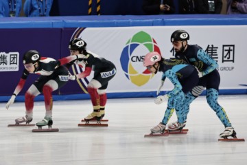 CHINA SHORT TRACK SPEED SKATING