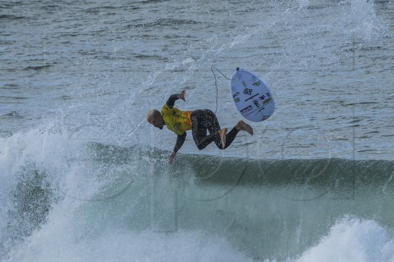 PORTUGAL SURFING