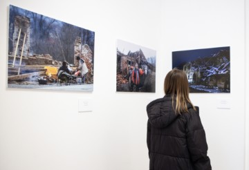 Otvaranje izlože Hininih fotografija '5 g./ 5.5 ML/R''