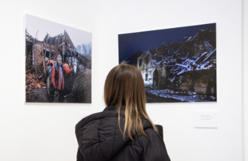 Otvaranje izlože Hininih fotografija '5 g./ 5.5 ML/R''