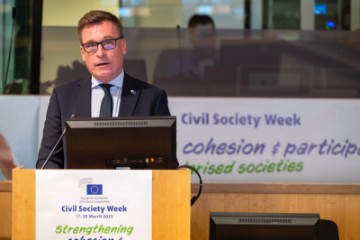 EGSO: Povećanje izdataka za naoružanje ide nauštrb socijalnih prava