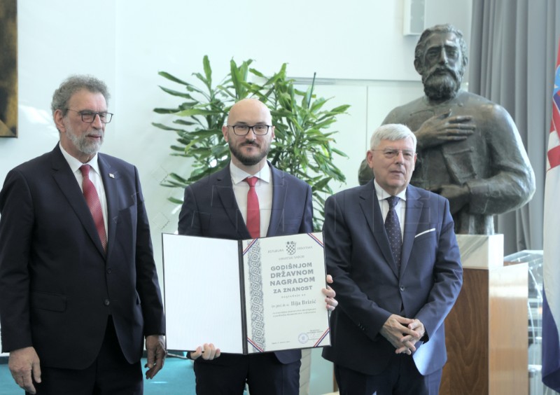 Svečanost dodjele državnih nagrada za znanost