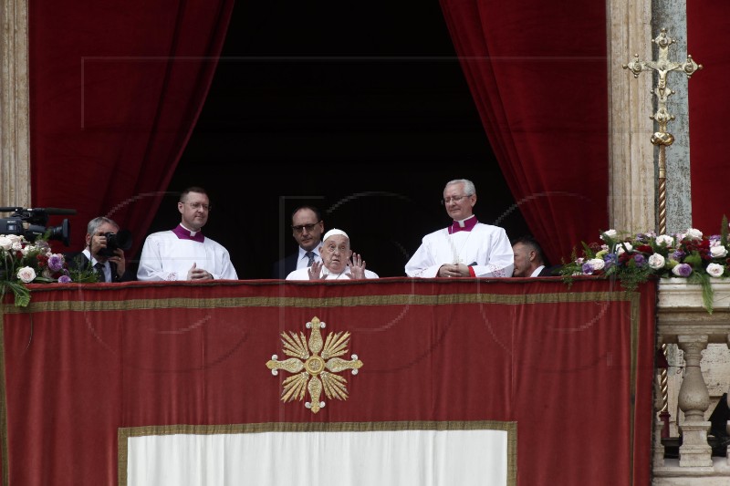 VATICAN EASTER MASS