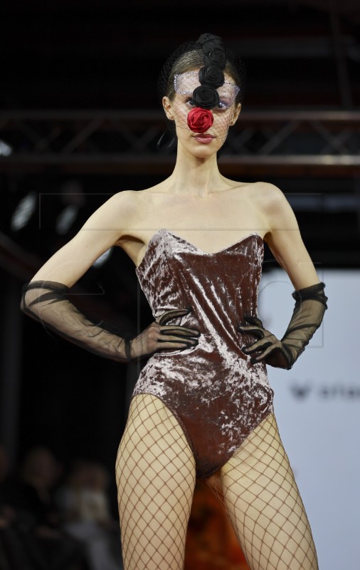 RUSSIA FASHION 