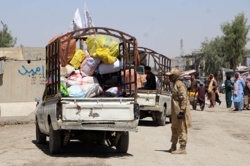 AFGHANISTAN REFUGEES
