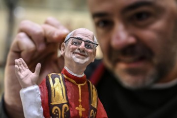 ITALY POPE ARTS