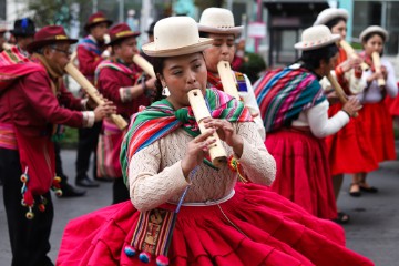 BOLIVIA TRADITIONS