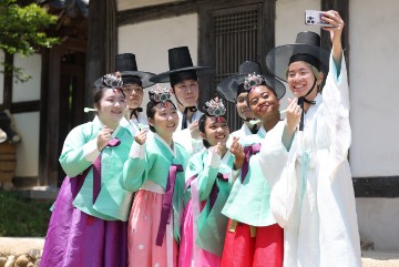 SOUTH KOREA CULTURE