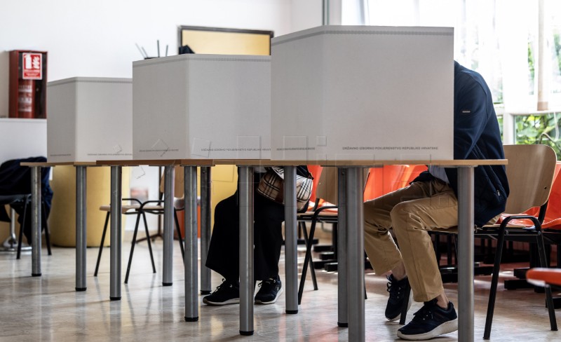 Otvorena biračka mjesta za lokalne izbore