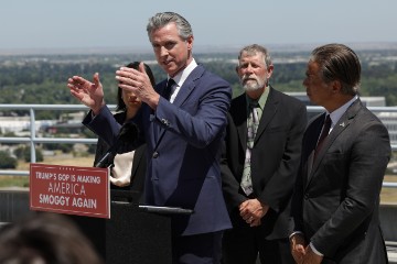 USA GOVERNMENT NEWSOM SENATE