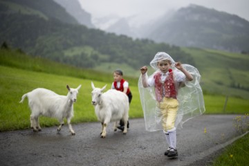 SWITZERLAND TRADITIONS